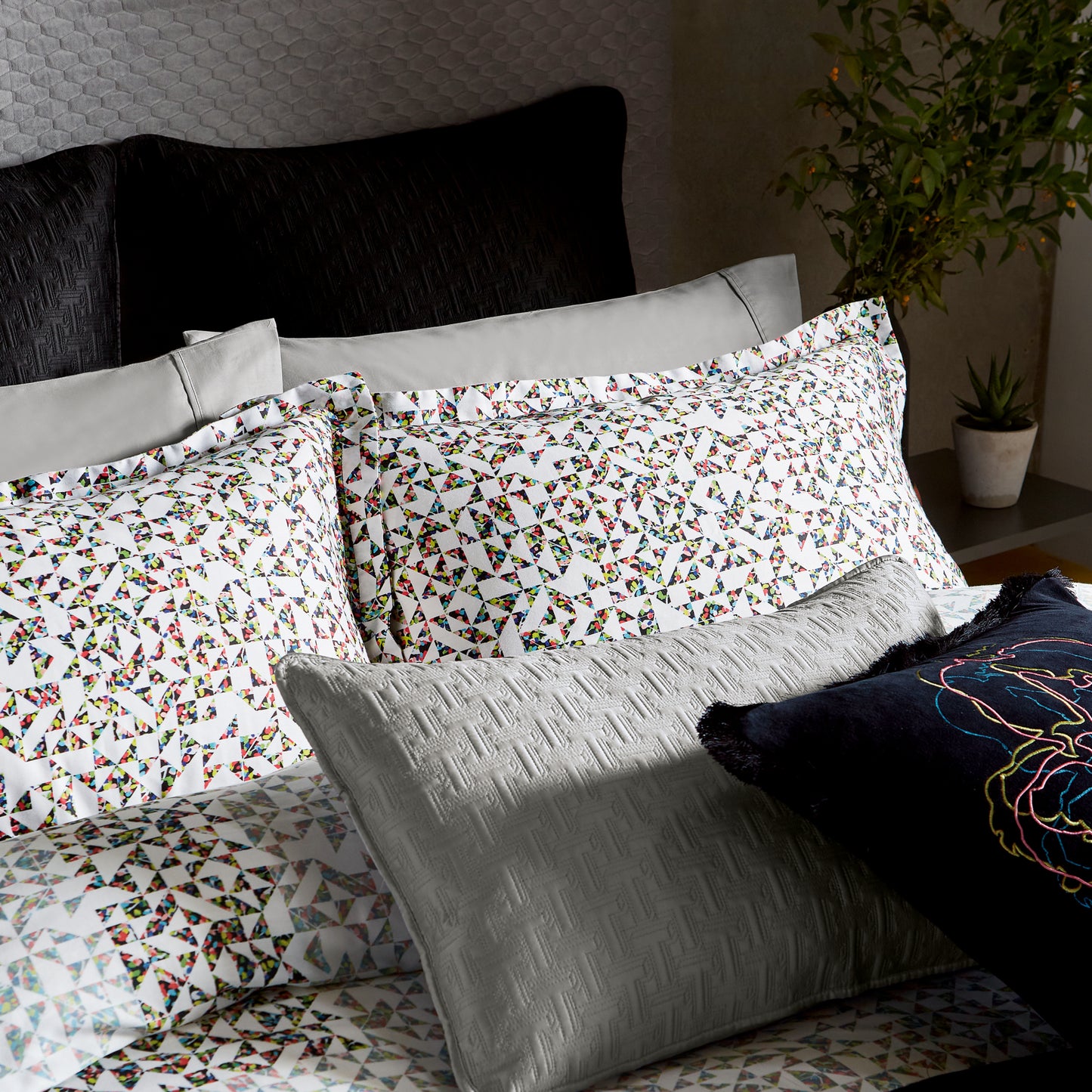 Ted Baker Uxman Comforter Set