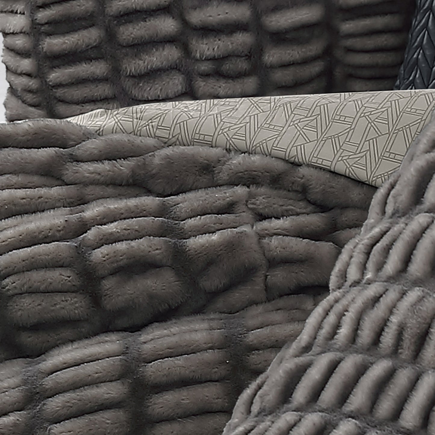 KARL LAGERFELD PARIS Ruched Faux Fur Duvet Set