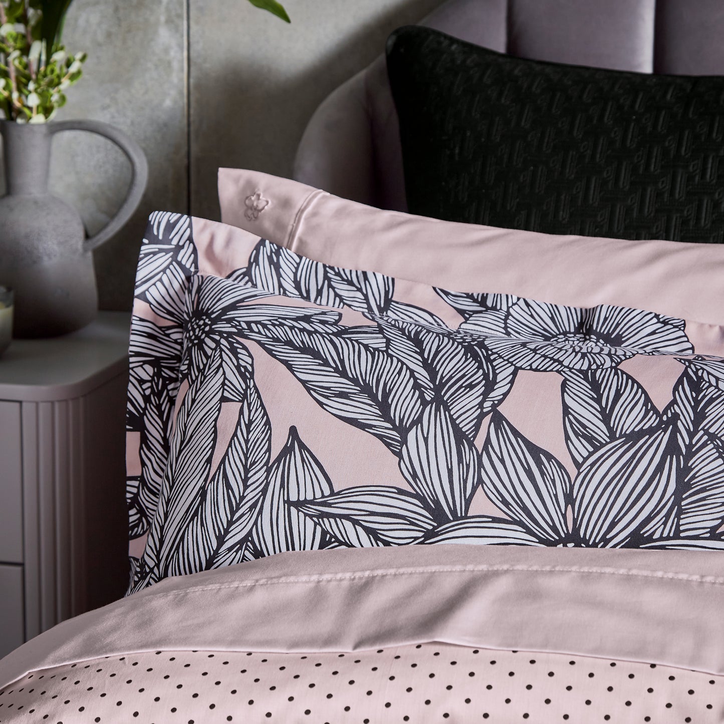 Ted Baker Vietnm Comforter Set