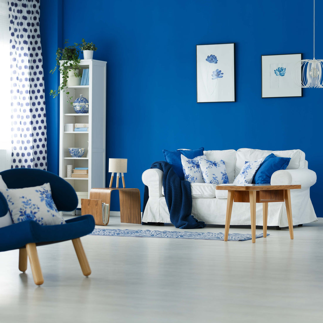 A room decorated in blue.