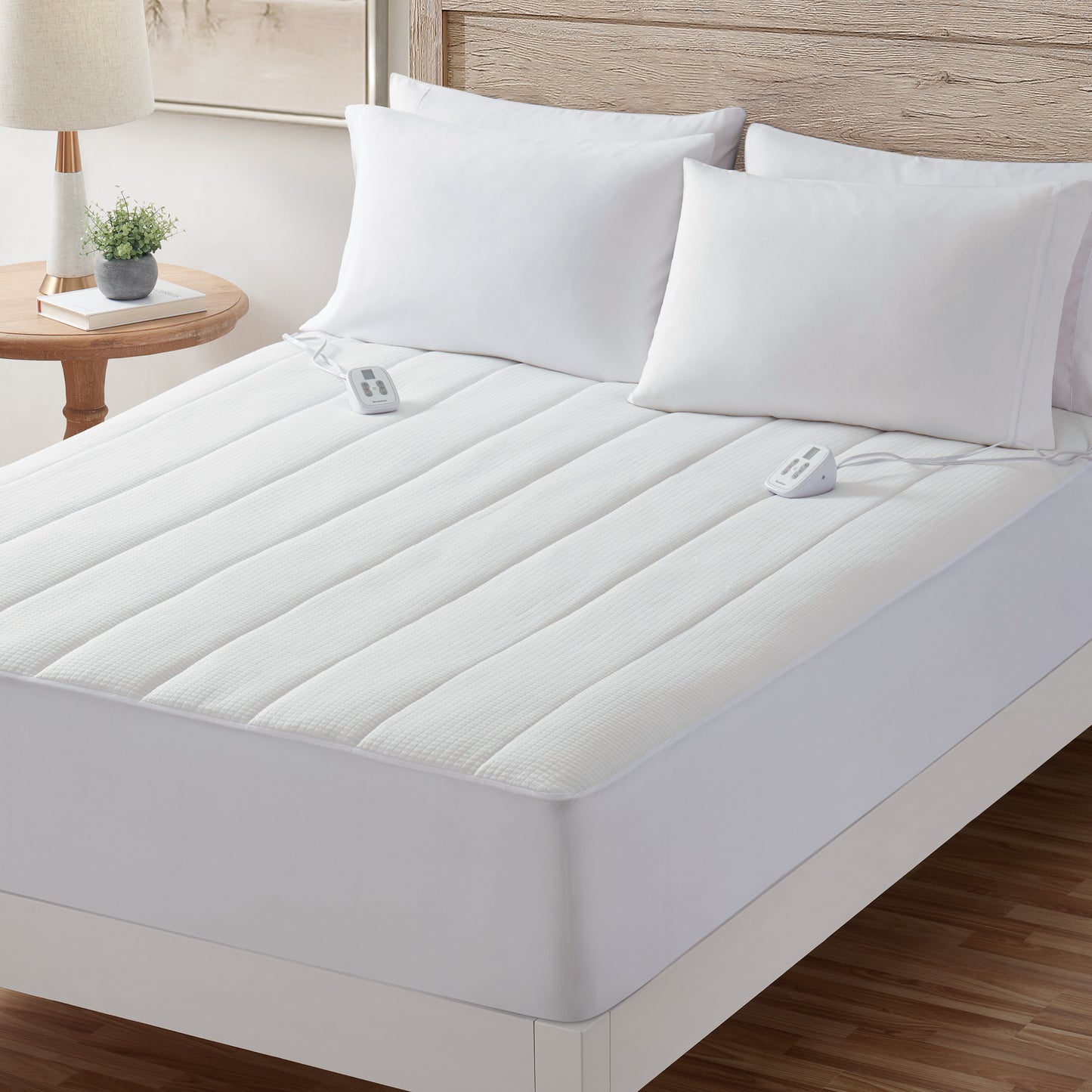 Brookstone Matelasse Heated Mattress Pad