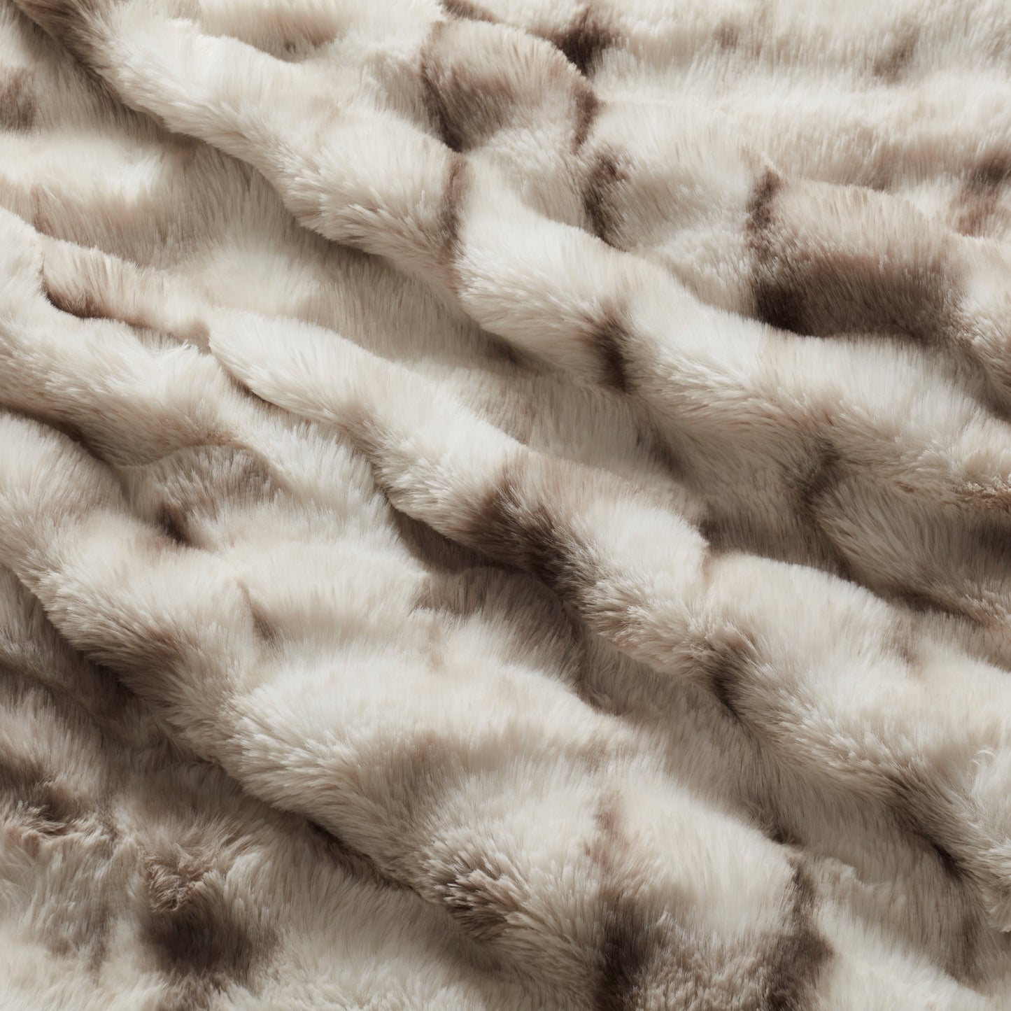 Brookstone Luxe Faux Fur Heated Throw