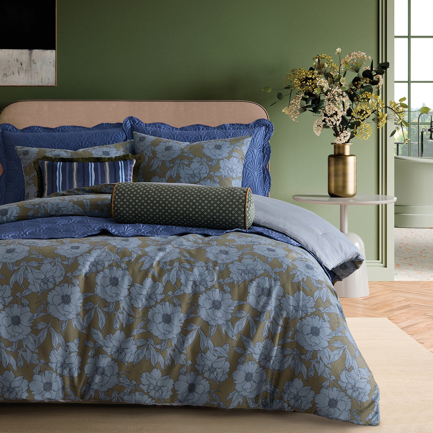 Ted Baker Mood Floral Comforter Set