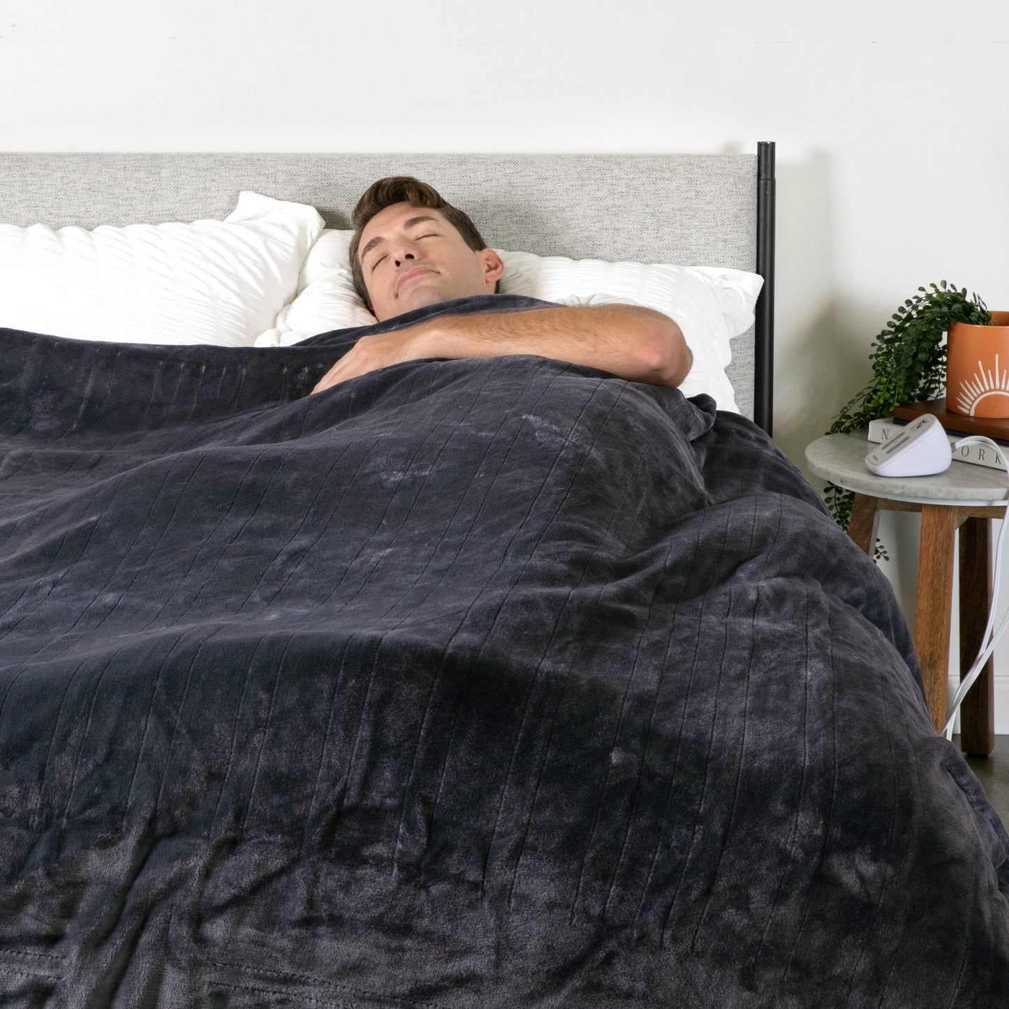 Brookstone Cozy Heated Plush Solid Blanket