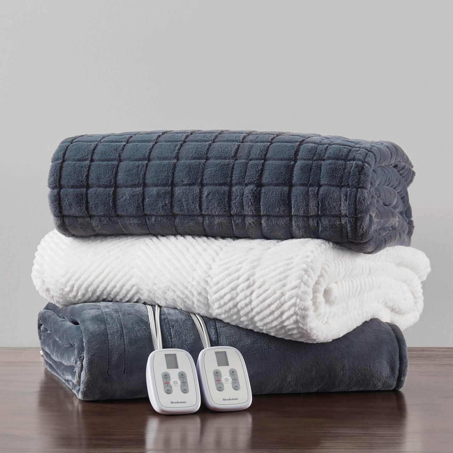 Brookstone Cozy Heated Plush Solid Blanket