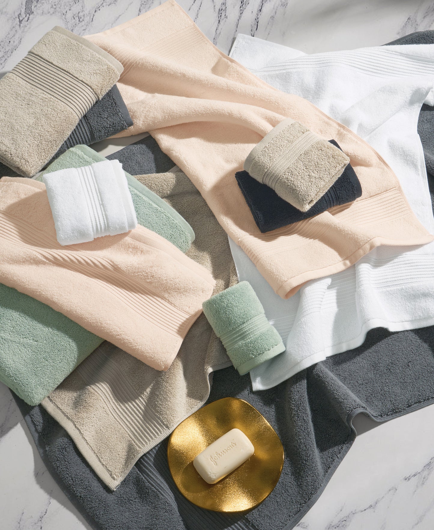 Ted Baker Solid 8-Piece Towel Set