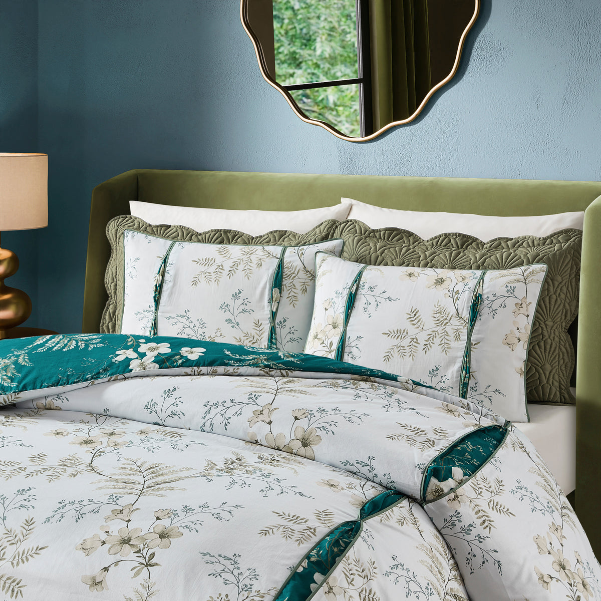 Ted Baker Interlude Peek-A-Boo Comforter Set