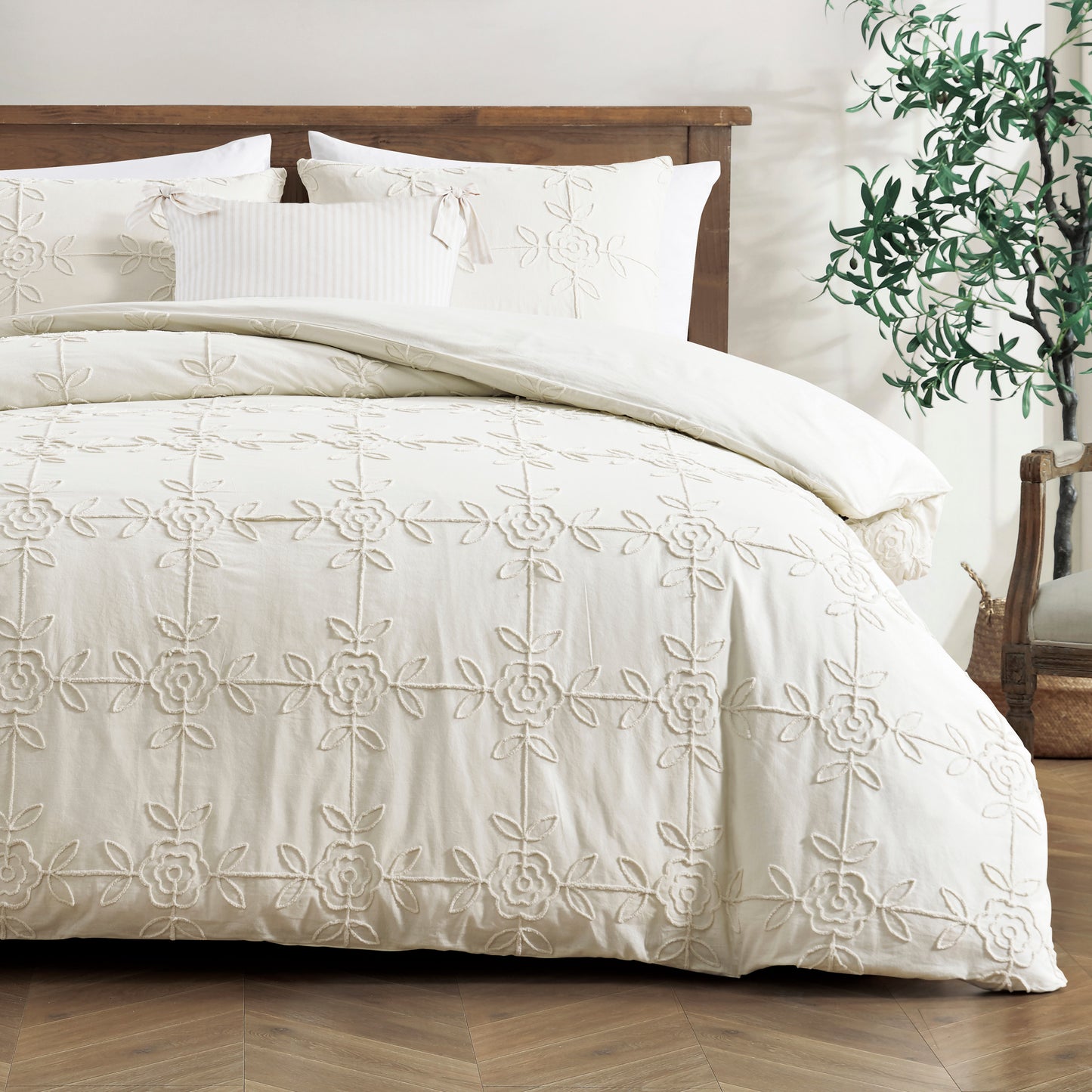 Peri Home Trellis Rose Comforter Set
