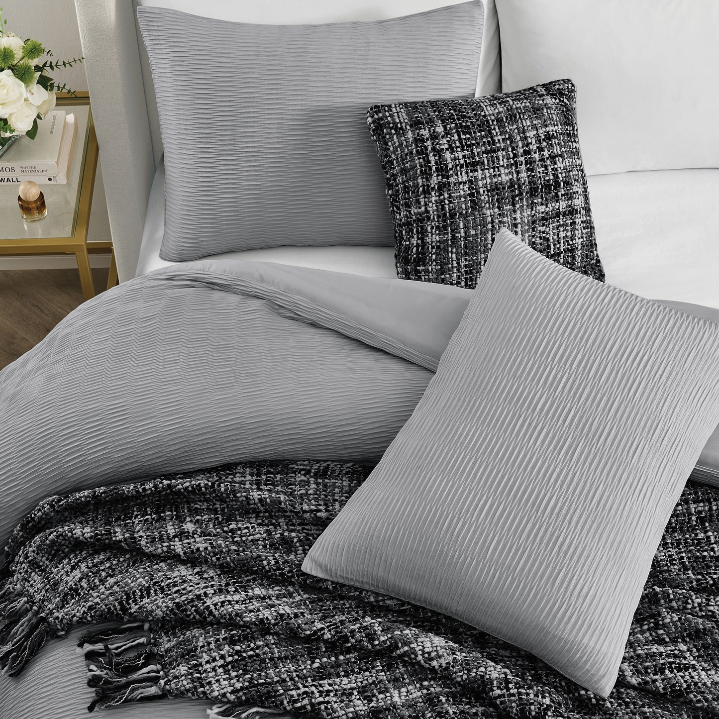 Karl Lagerfeld Paris Karl Pleated 5-Piece Comforter Set
