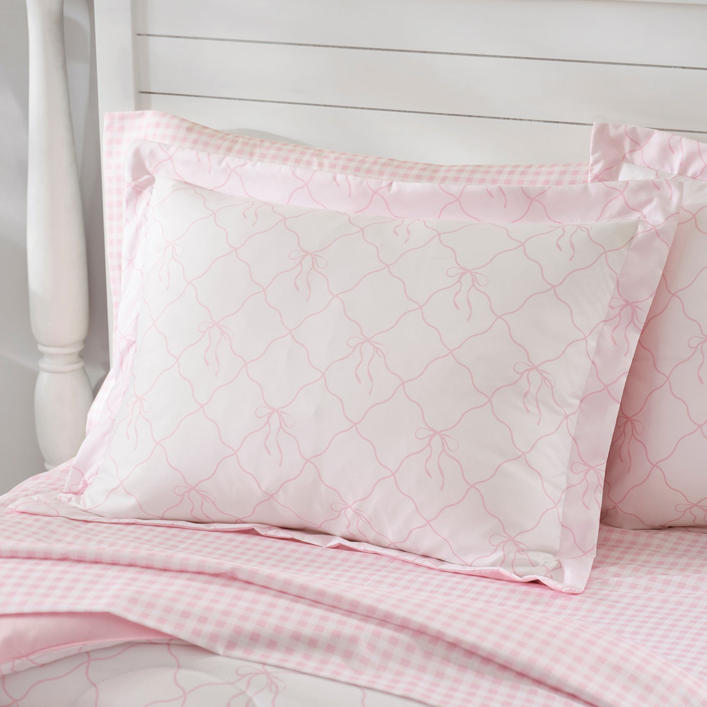 Dream Factory Bow Trellis Bed in a Bag Set