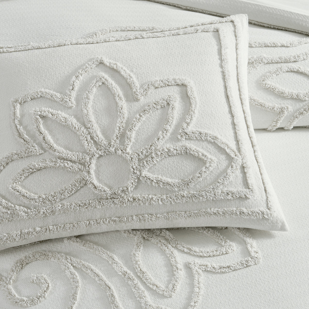 Peri Home Maya Medallion Comforter Set