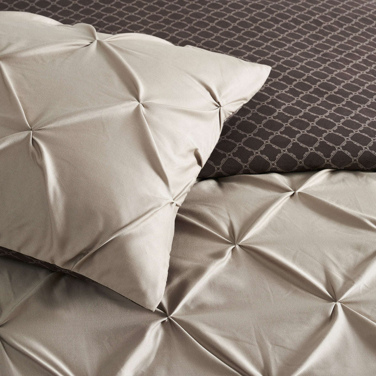Ted Baker Cotton-TENCEL™ Pintuck Comforter Set