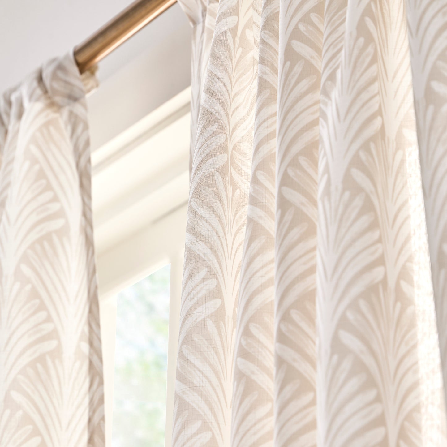 Curtainworks Fan Scallop Valance