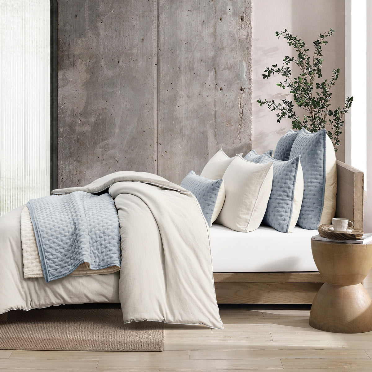DKNY PURE Velvet Quilt Set