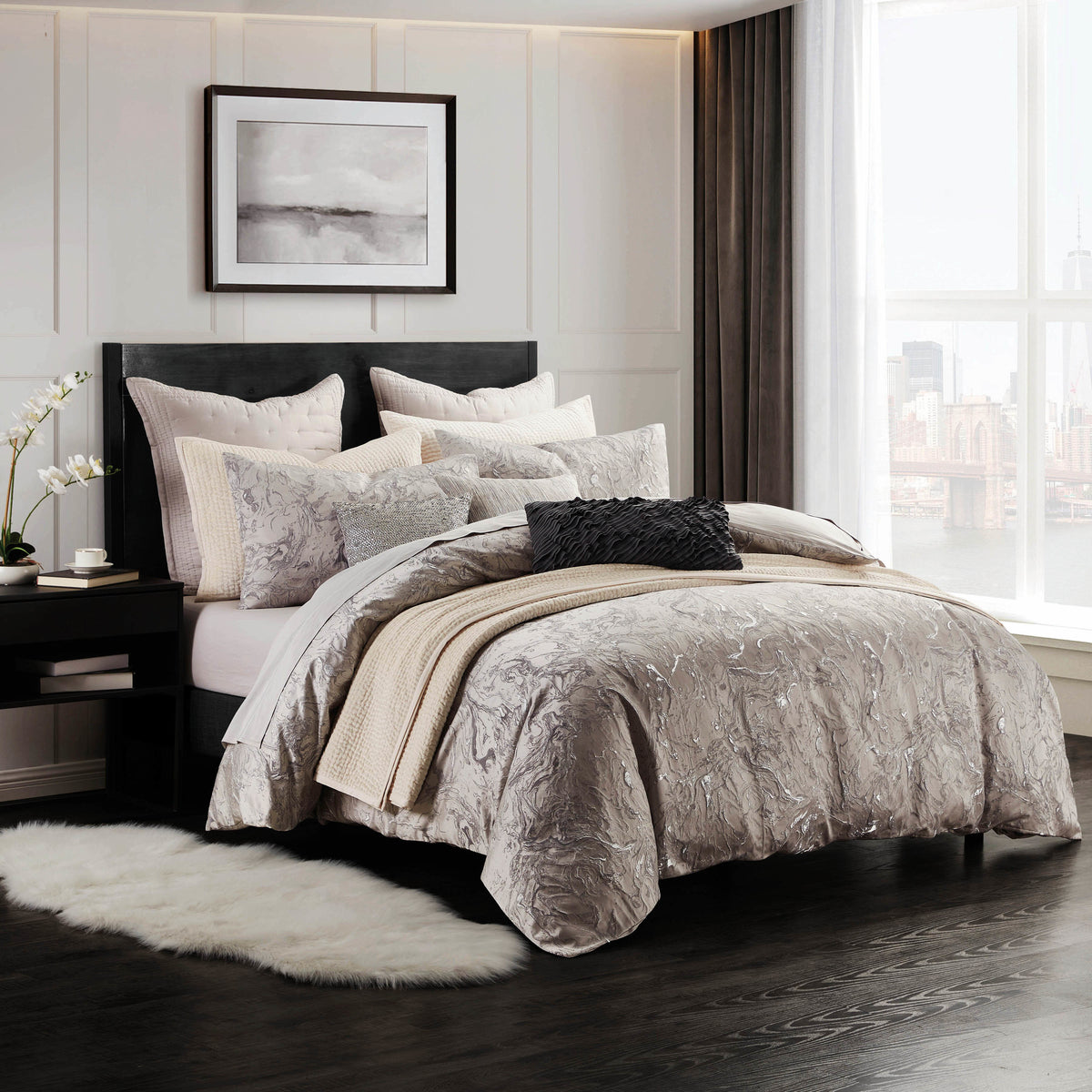 Donna Karan Liquid Marble Comforter