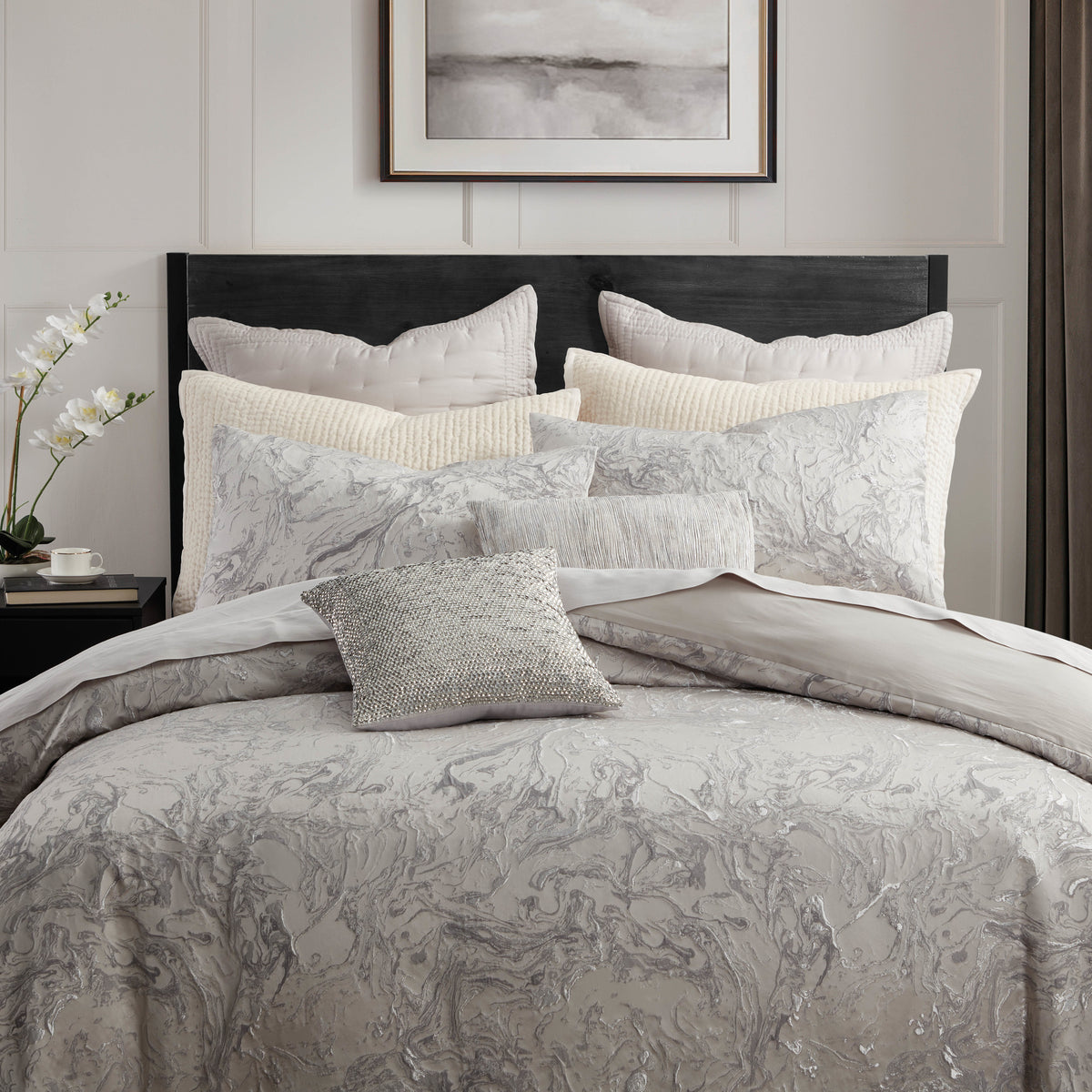 Donna Karan Liquid Marble Comforter