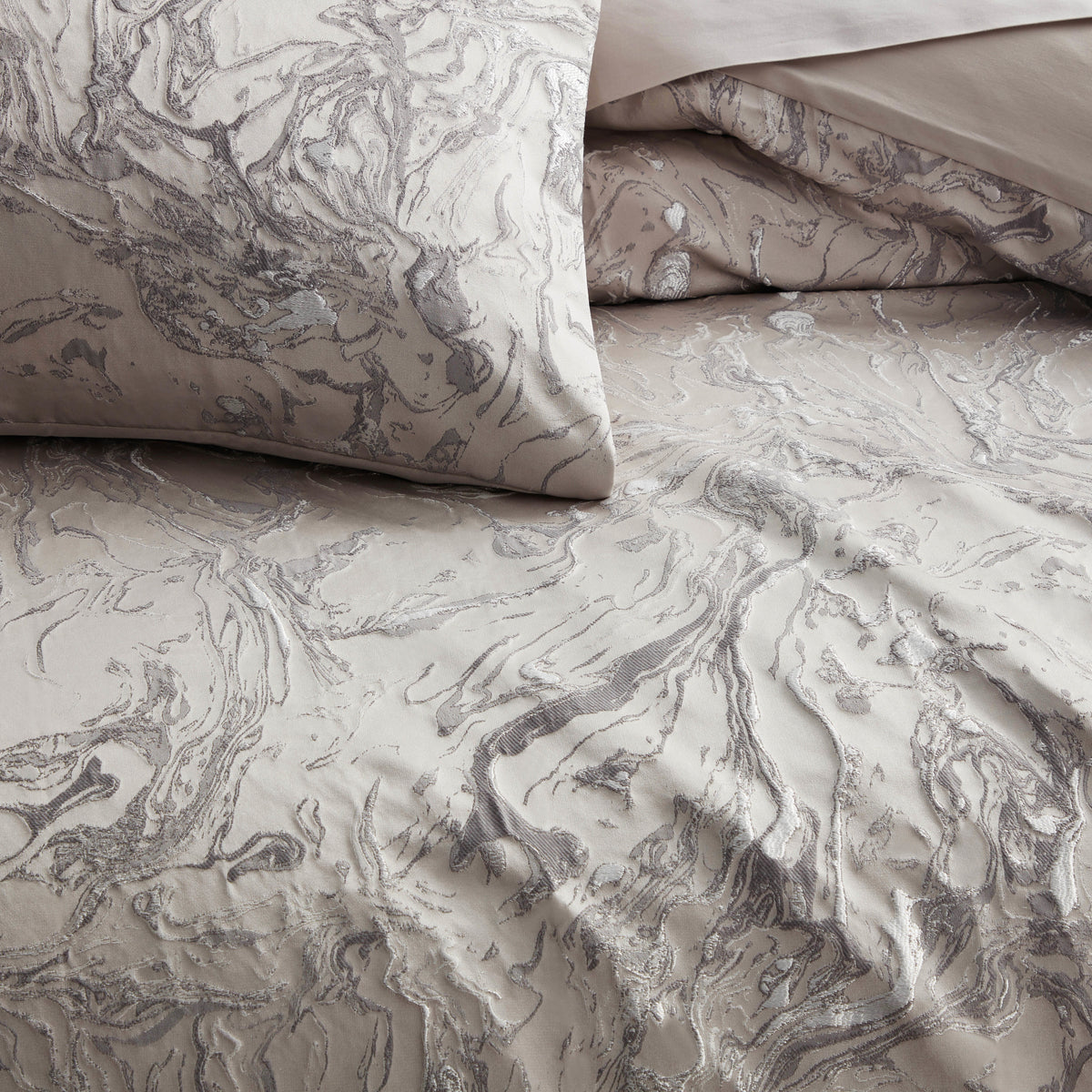 Donna Karan Liquid Marble Comforter