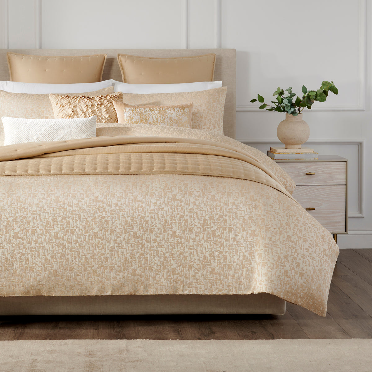 Donna Karan Fragment Comforter