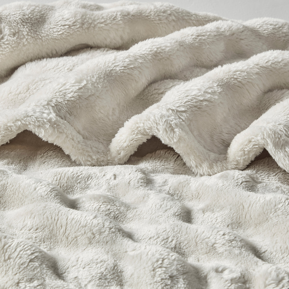 DKNY Solid Bubble Plush Throw