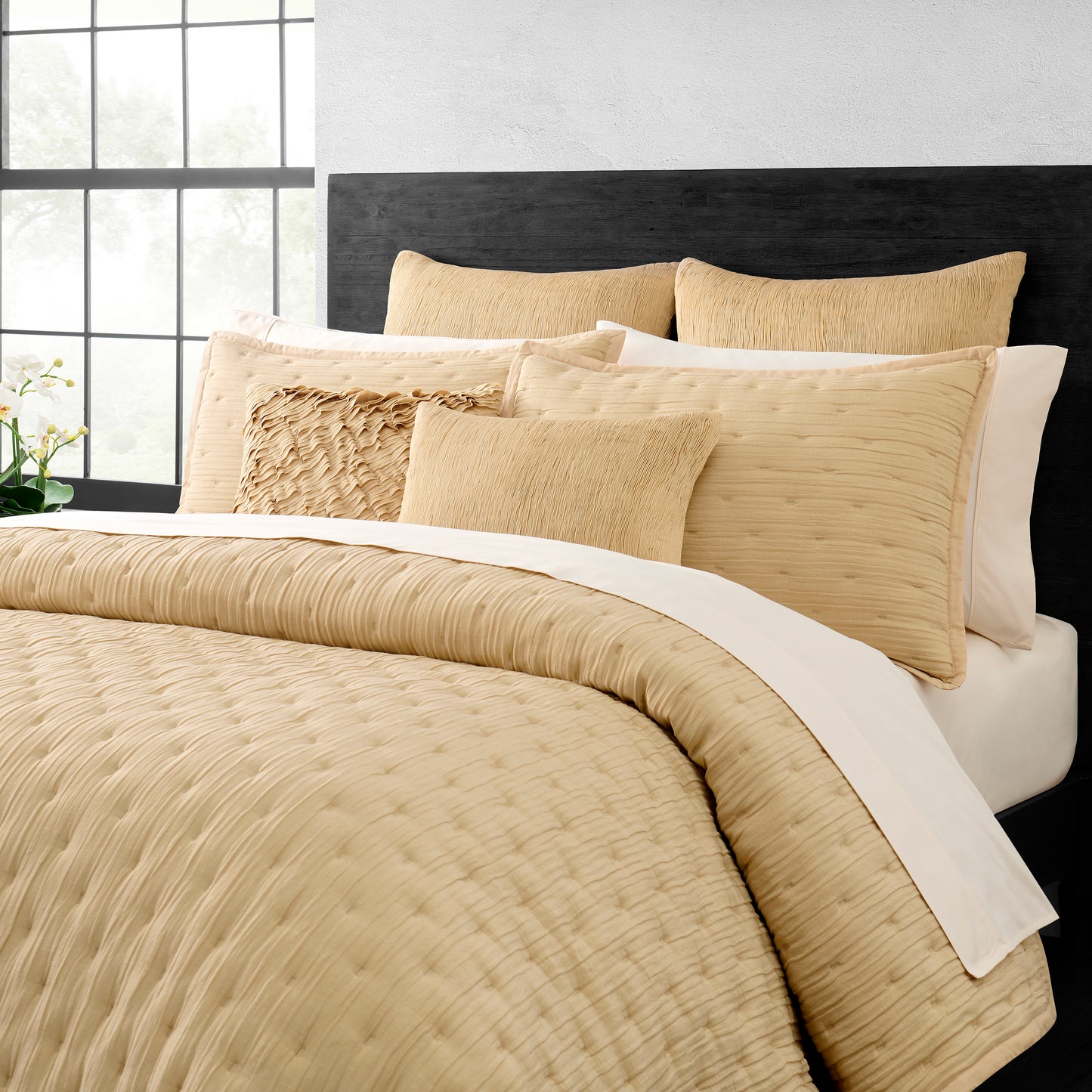 Donna Karan Meditate Quilt Collection