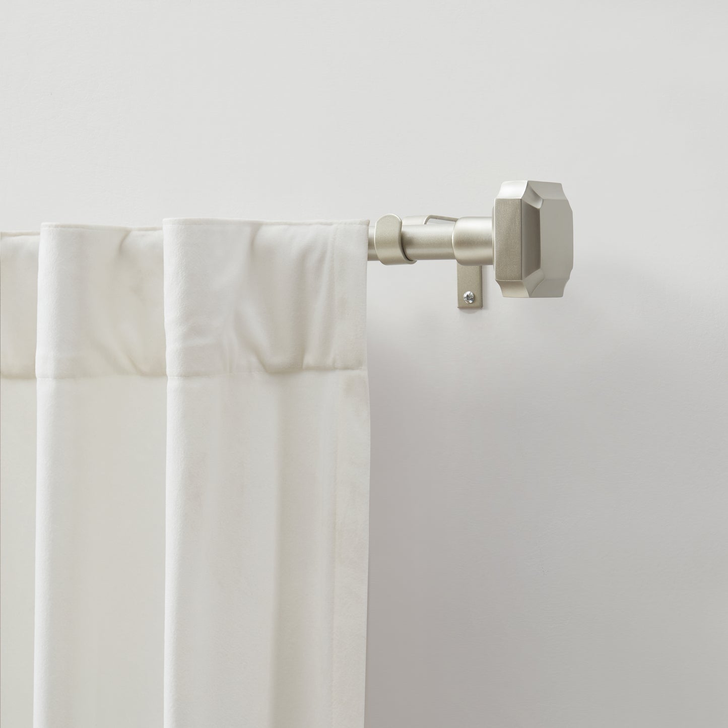 Martha Stewart Wellington Rod and Finial Set