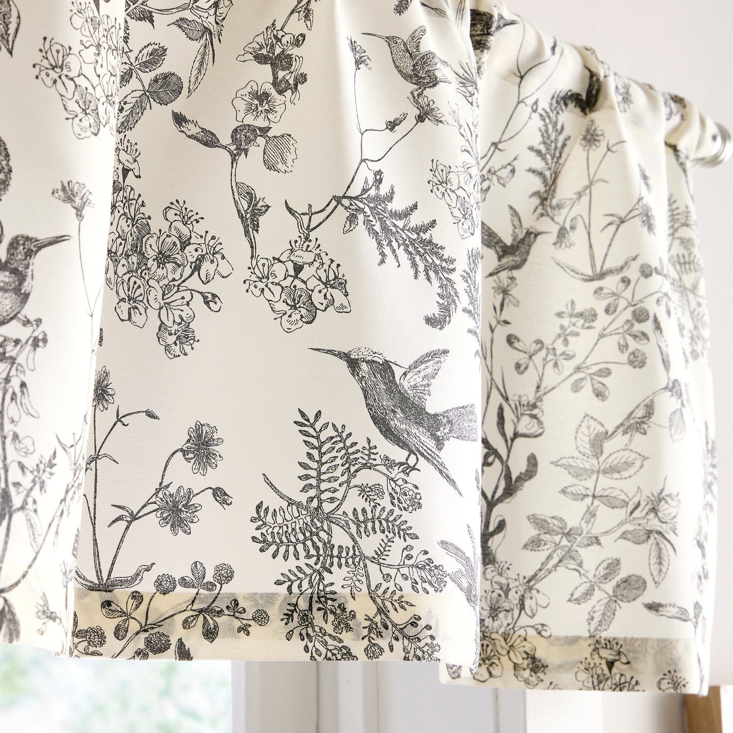 Curtainworks Hummingbird Valance and Tier Set
