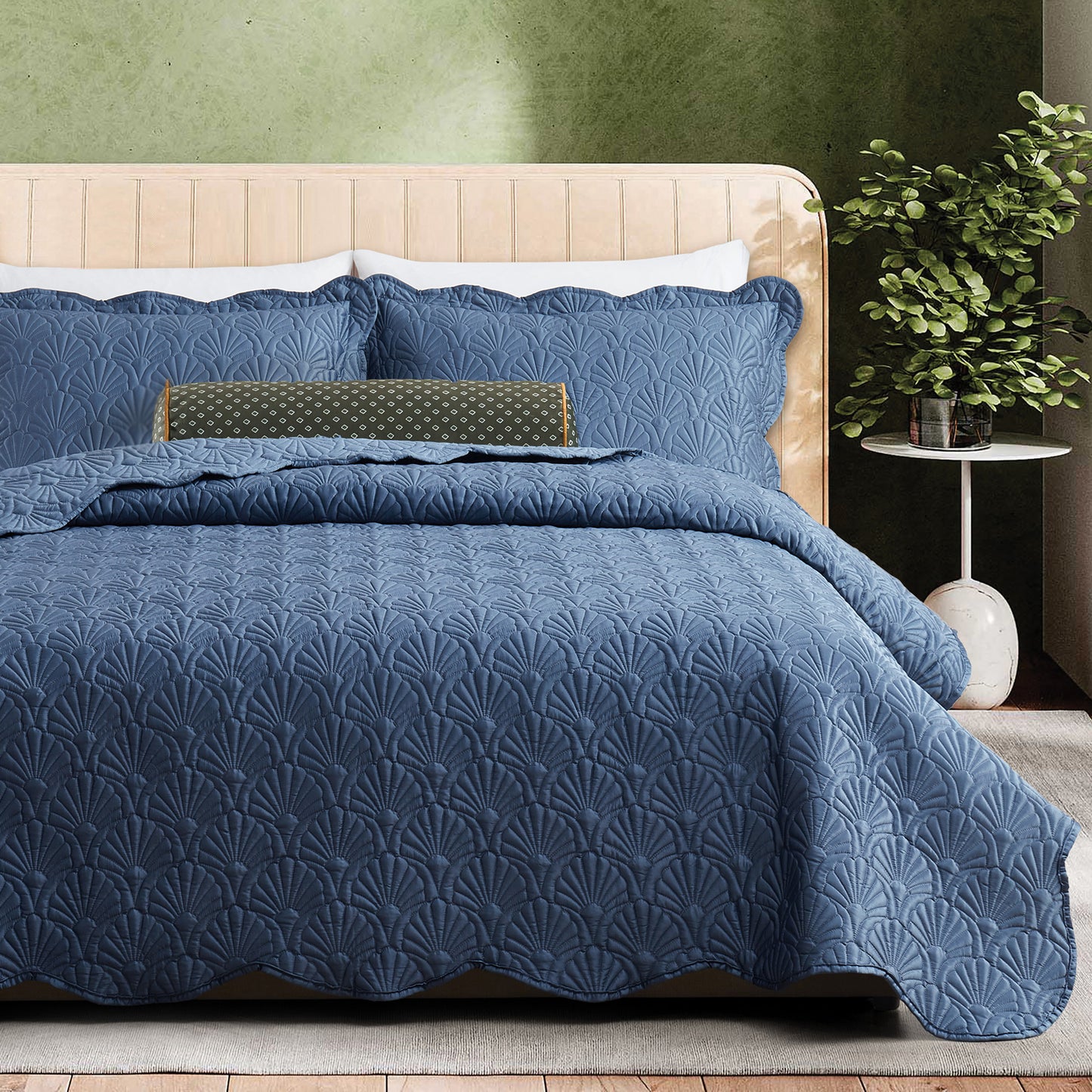 Ted Baker Deco Shells Quilt Set