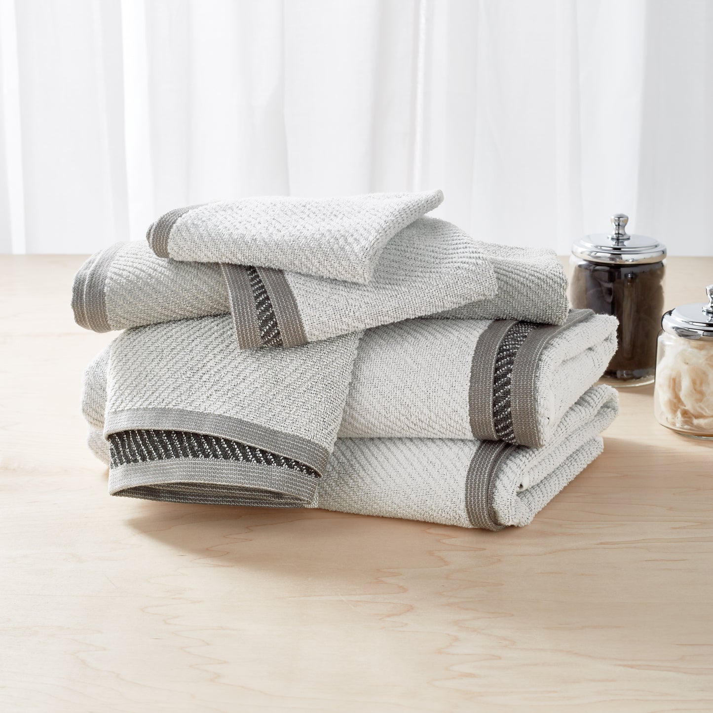 Wellbe Refresh Charcoal 4-Piece Towel Set