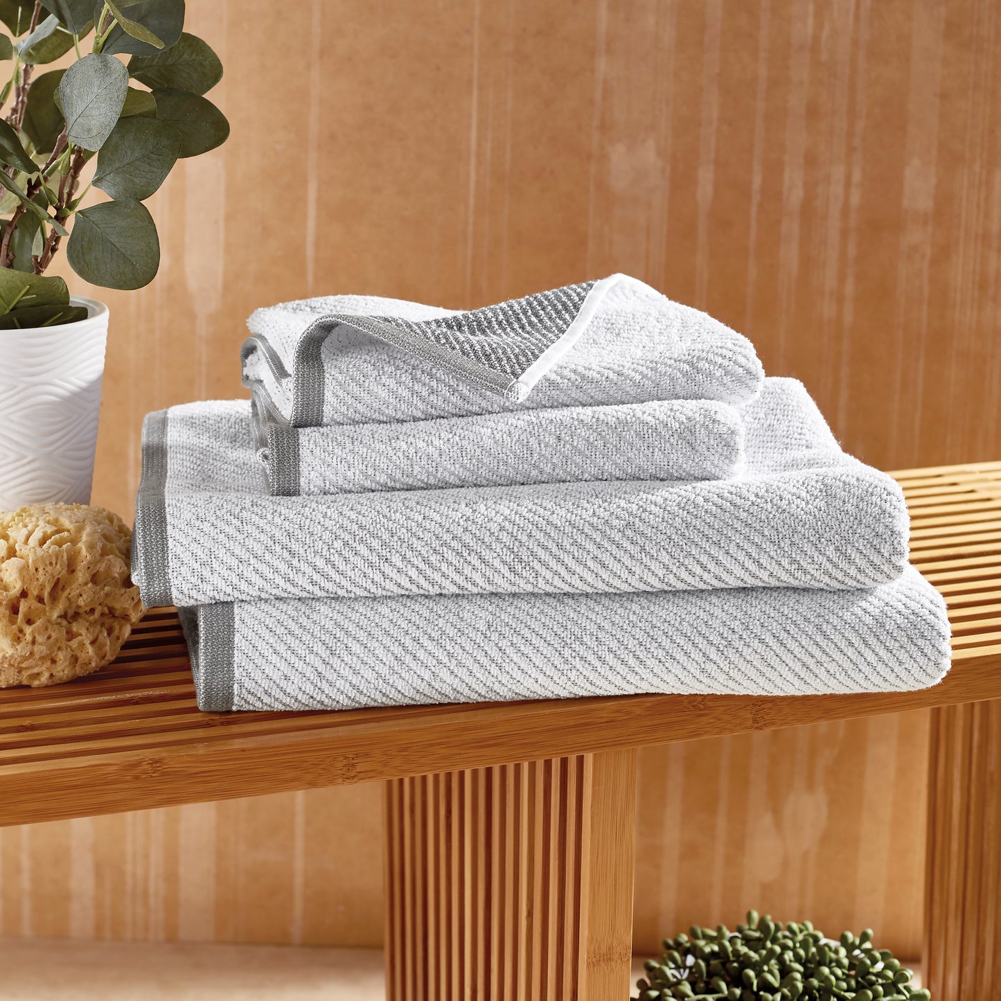 Wellbe Refresh Charcoal 4-Piece Towel Set