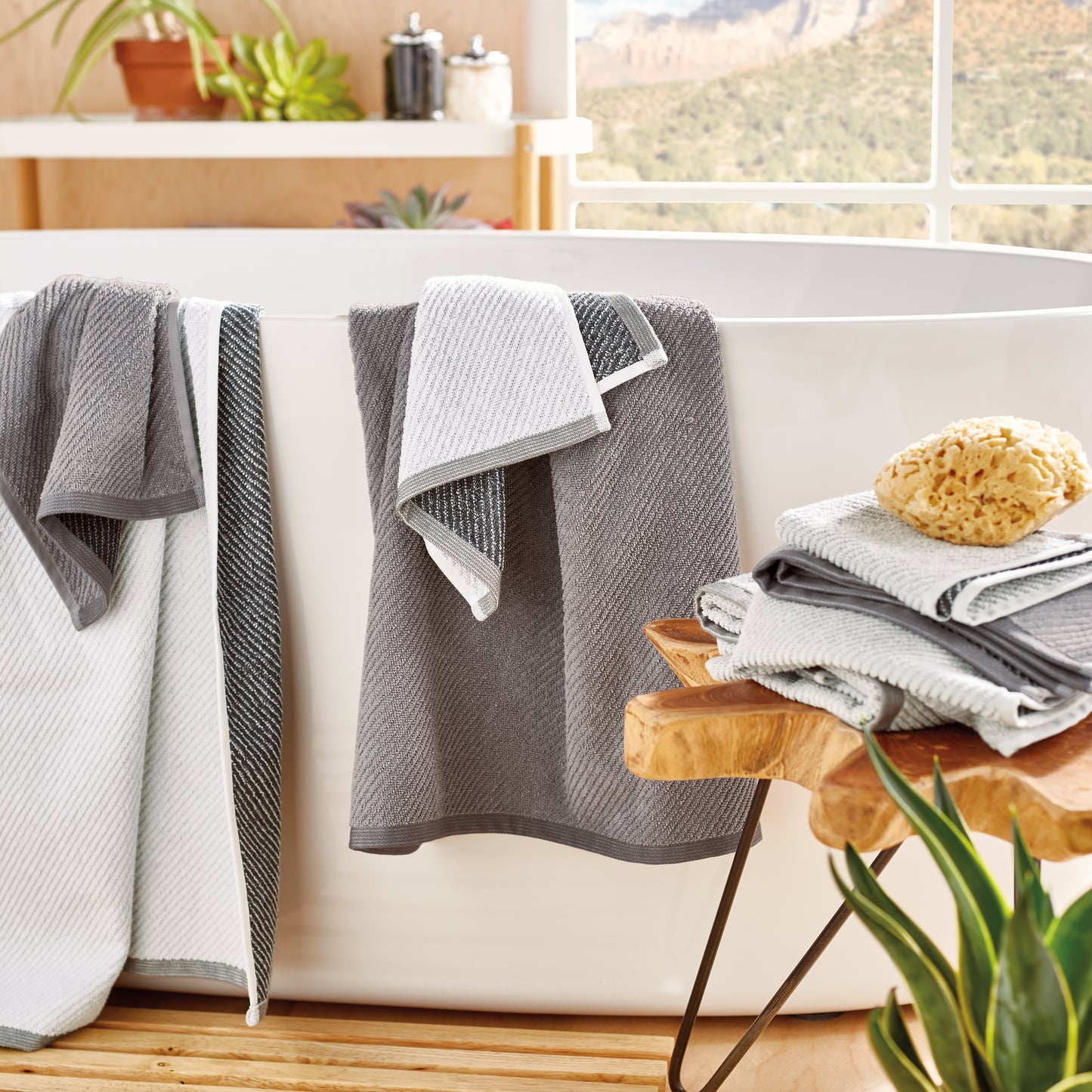 Wellbe Refresh Charcoal 4-Piece Towel Set