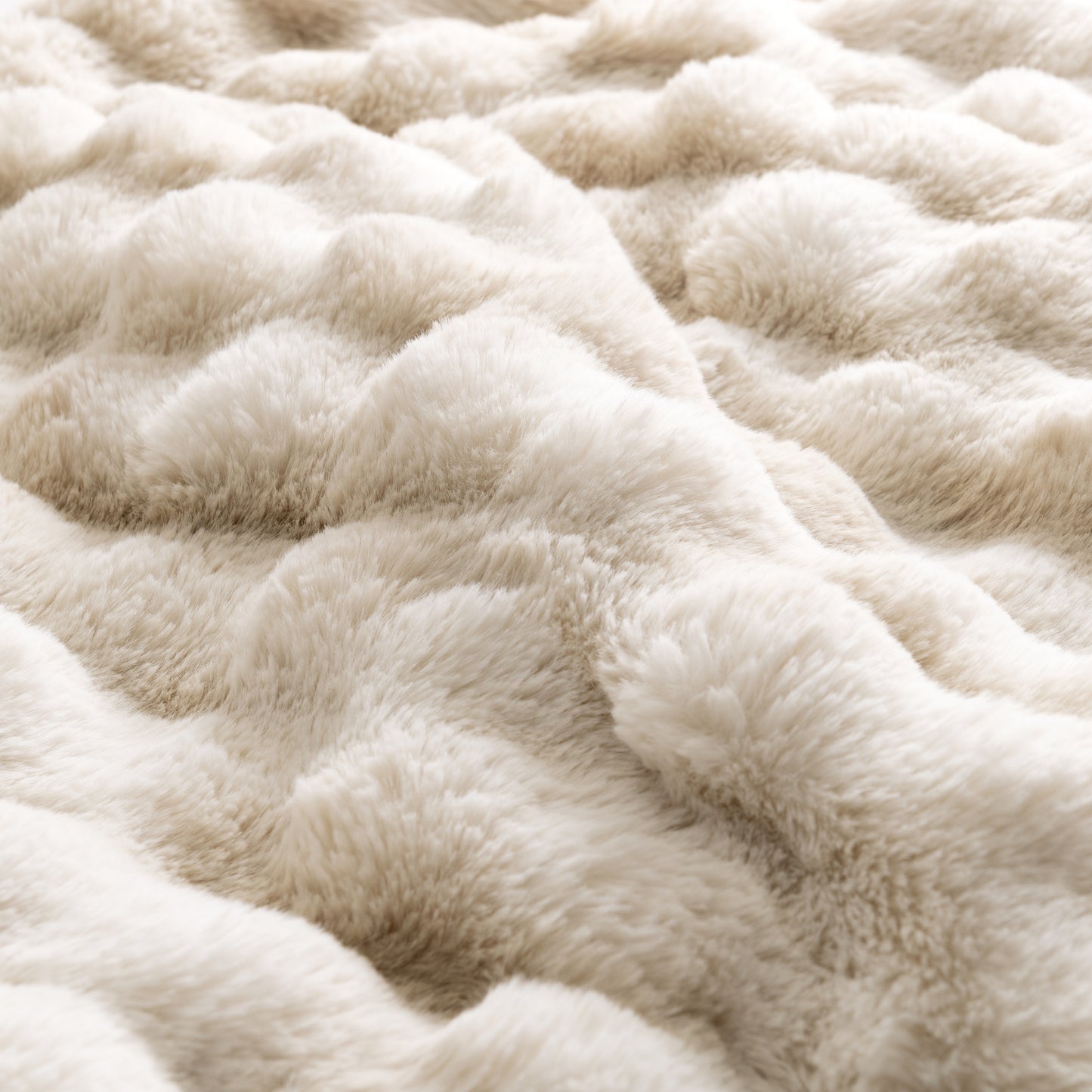 Brookstone Luxe Faux Fur Heated Throw