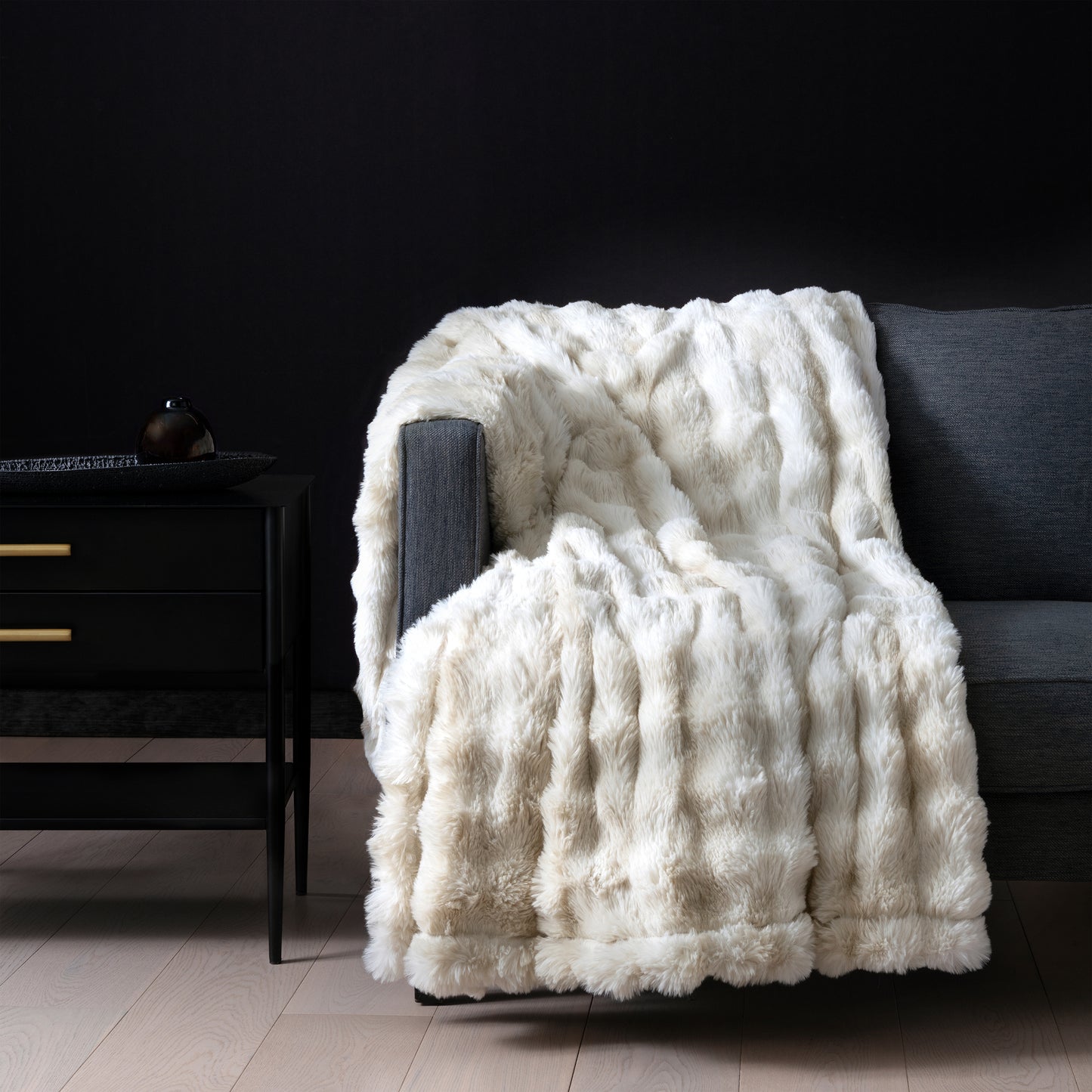 Brookstone Luxe Faux Fur Heated Throw