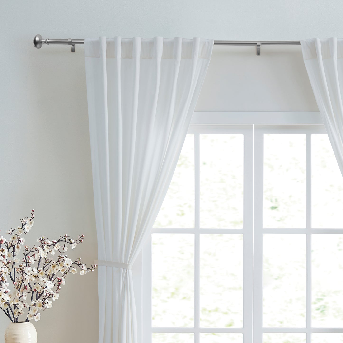 DKNY Barrett Curtain Rod Set