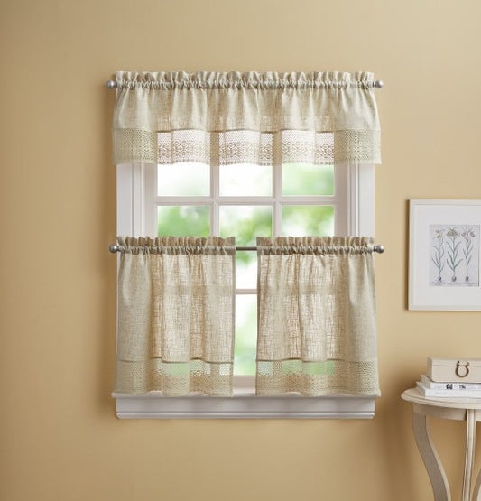 CHF Bridget Tail Small Window Curtain