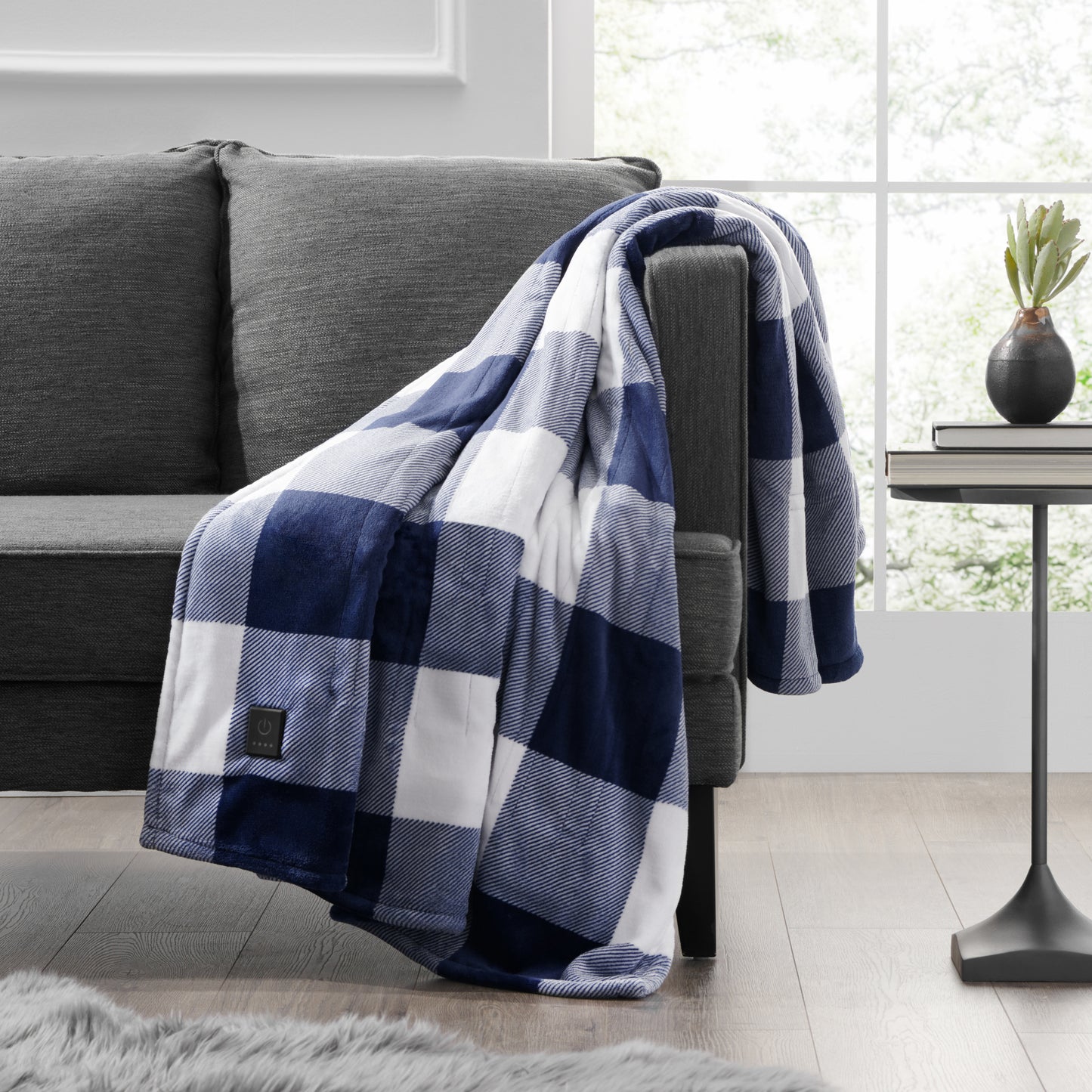 Brookstone Cozy Heated Plush Throw