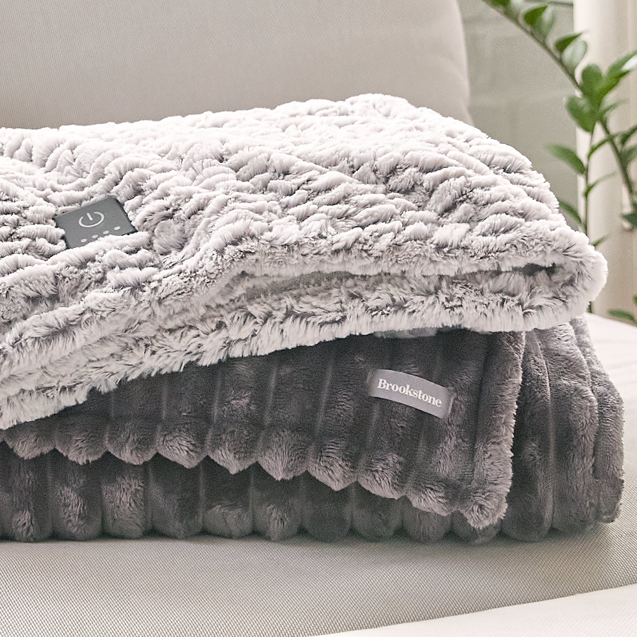 Brookstone heated throw discount nap cozy plush