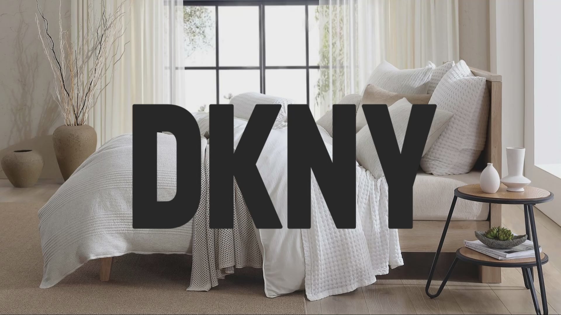 INSIDE: DKNY. – decoratd