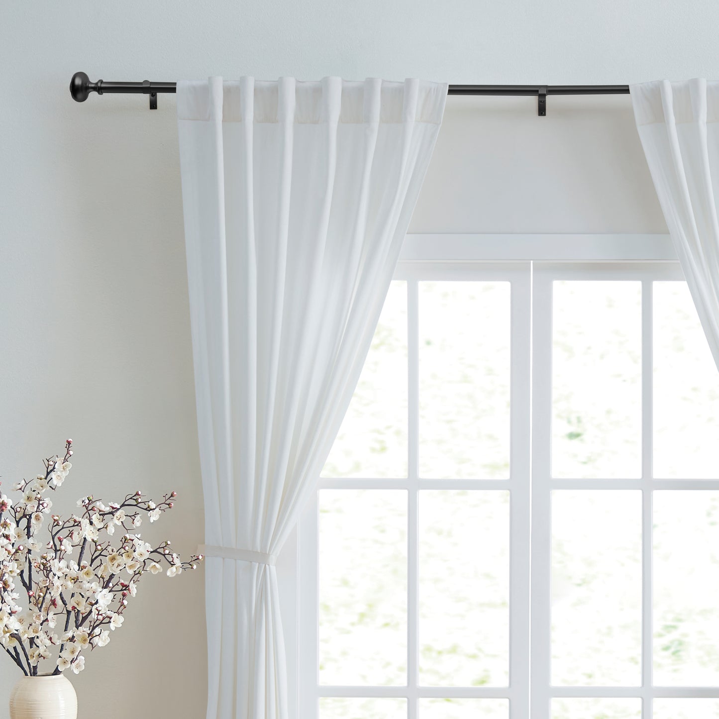 DKNY Barrett Curtain Rod Set