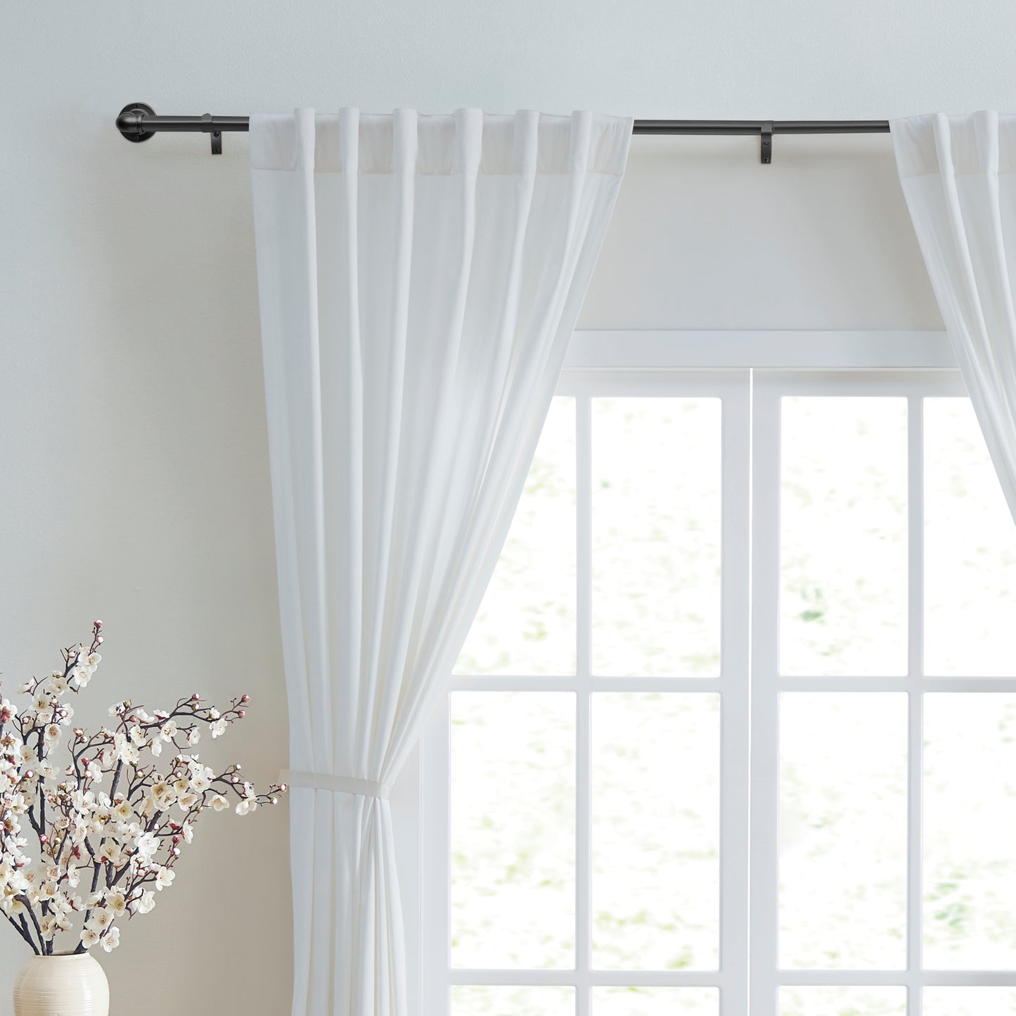 DKNY Wade Curtain Rod Set