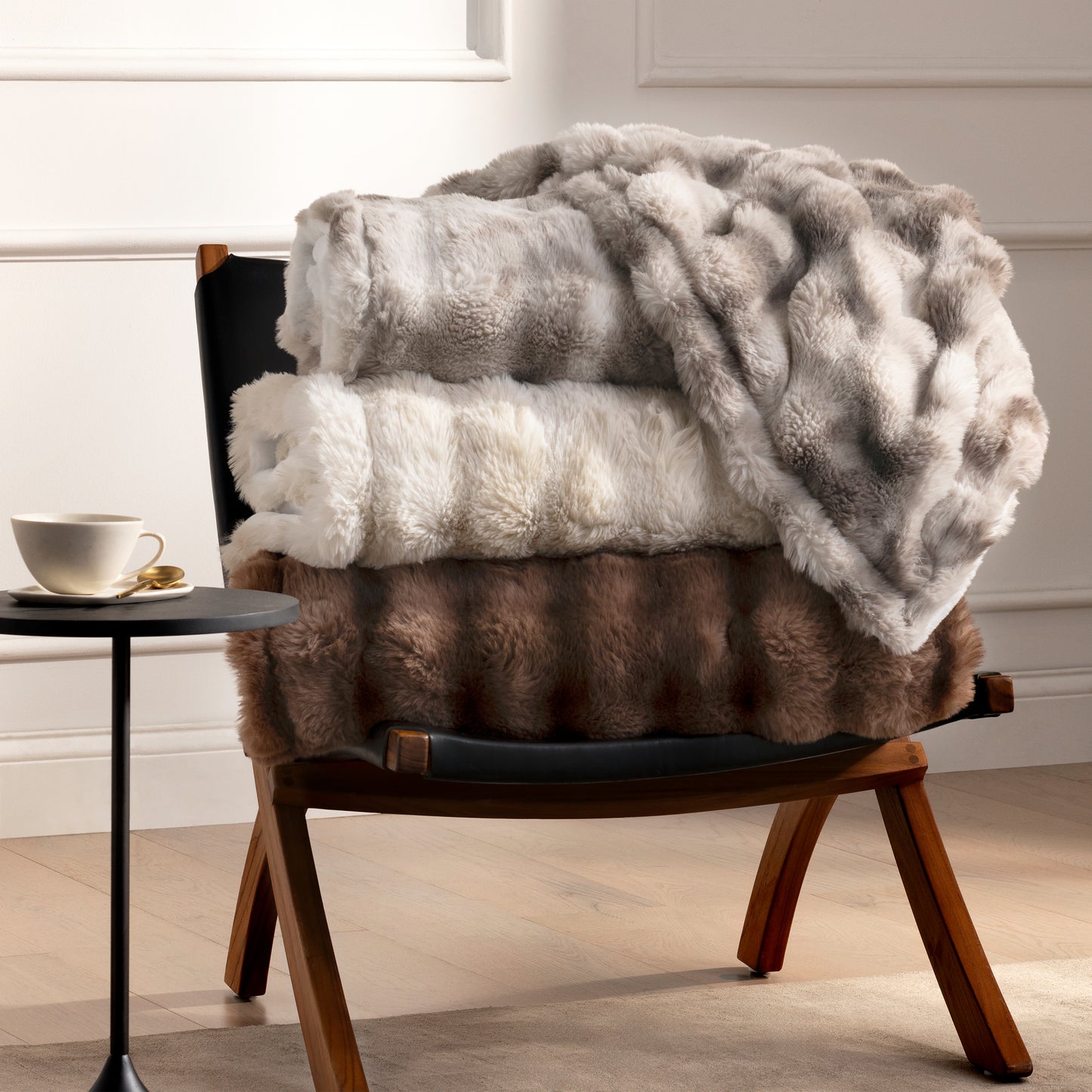 Brookstone Luxe Faux Fur Heated Throw