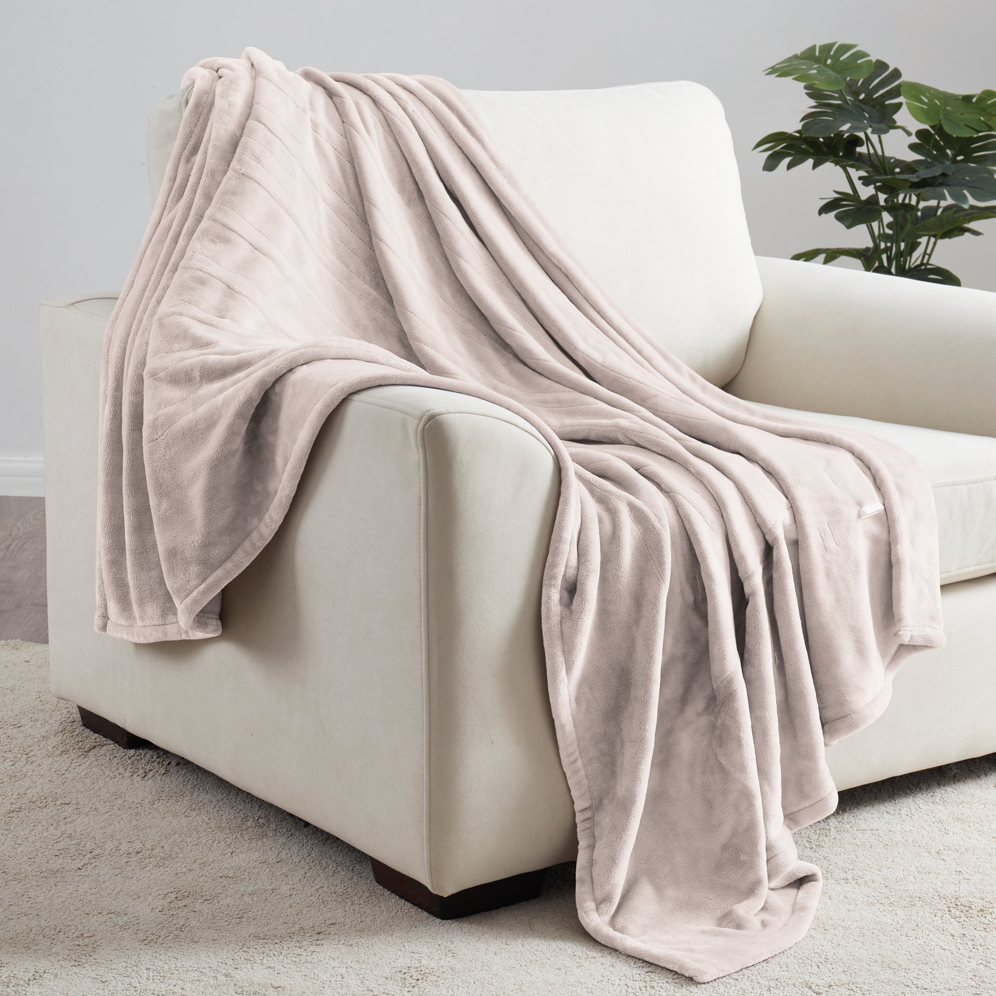 2 Brookstone on sale Heated throw