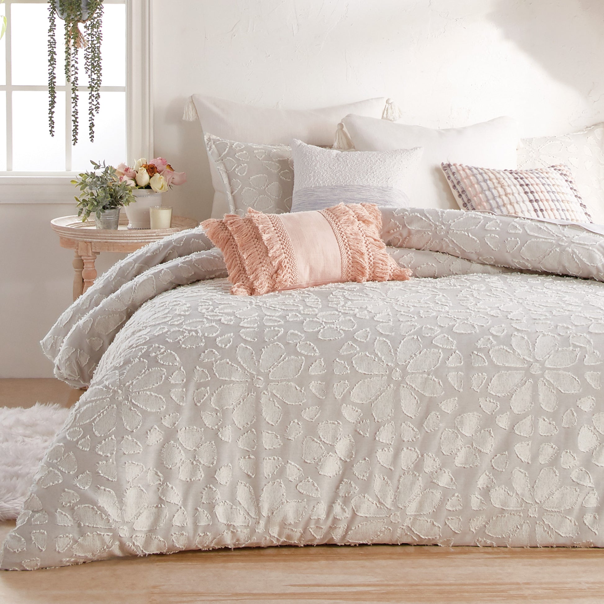 Peri Home Clipped Floral Comforter Set