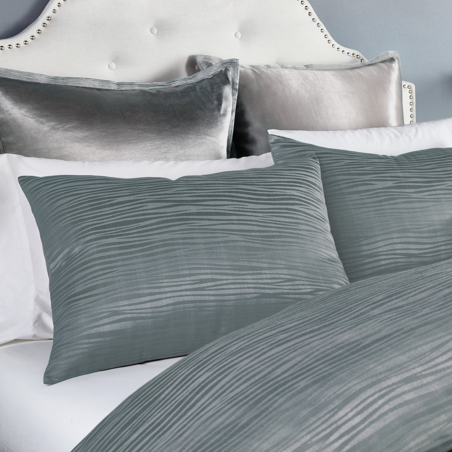 Michael Aram Wave Duvet Set