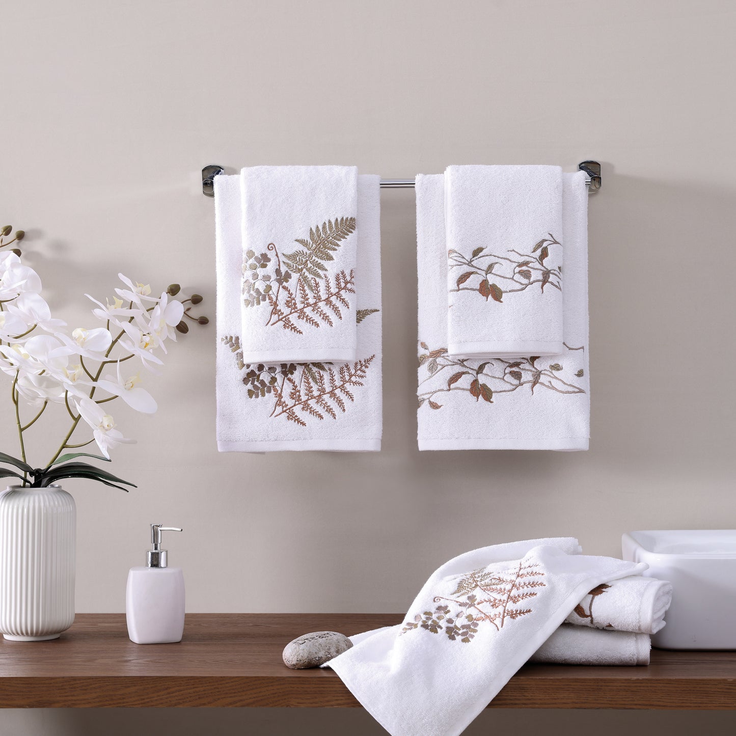 Michael Aram Branch Embroidered Guest Towel Set