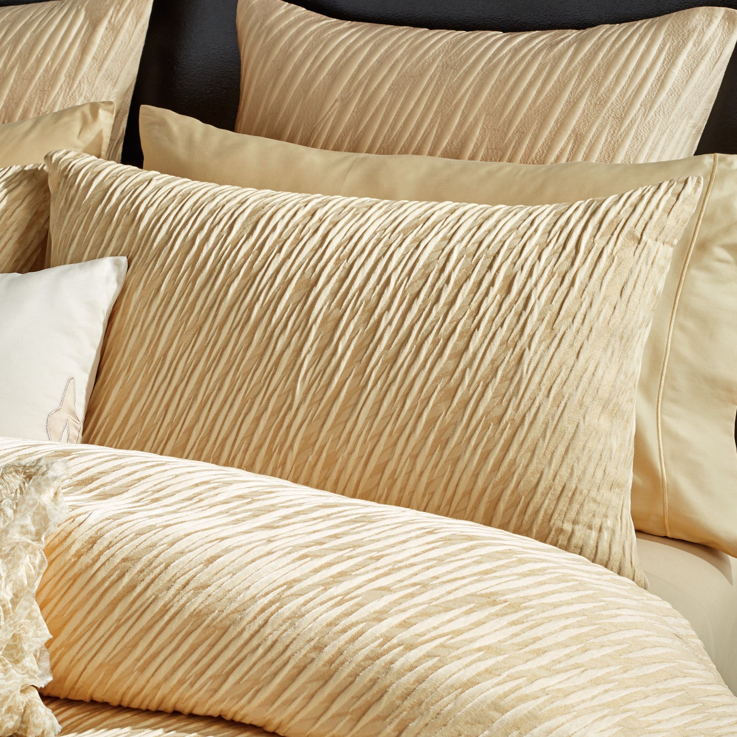 Donna Karan Gold Dust Duvet Collection