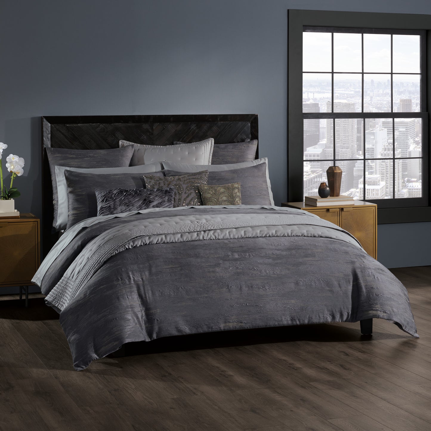 Donna Karan Gravity Duvet Collection