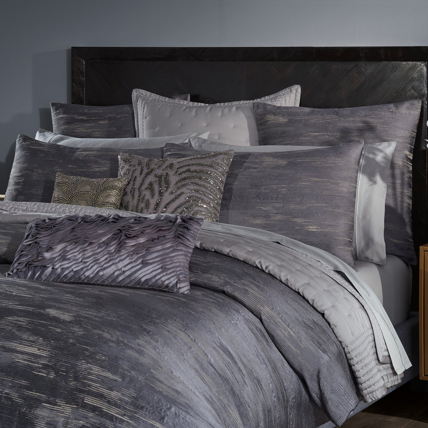 Donna Karan Gravity Duvet Collection