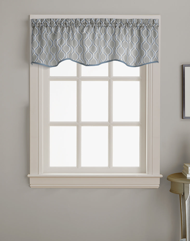 Curtainworks Morocco Scallop Valance Silver
